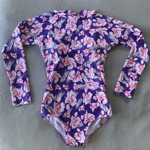 Long sleeve bathing suit